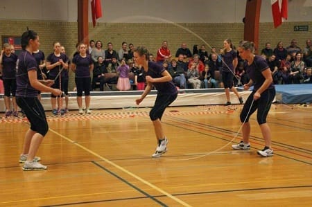 رشته ورزشی طناب زنی تیمی